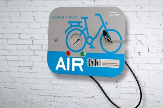 Gonfleur électrique mural pour vélo et station de réparation